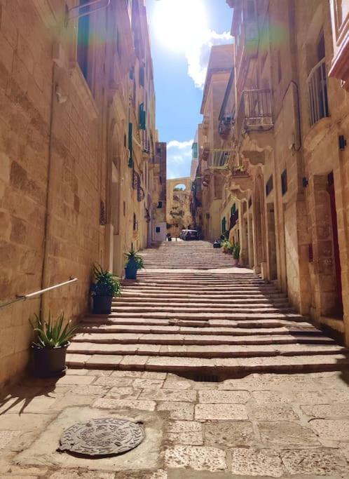 Port 531 Savynomad Harbour Residences Valletta Wow Views ภายนอก รูปภาพ